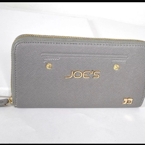 🆕 Joe’s Jeans Wallet in Gray - Picture 3 of 4